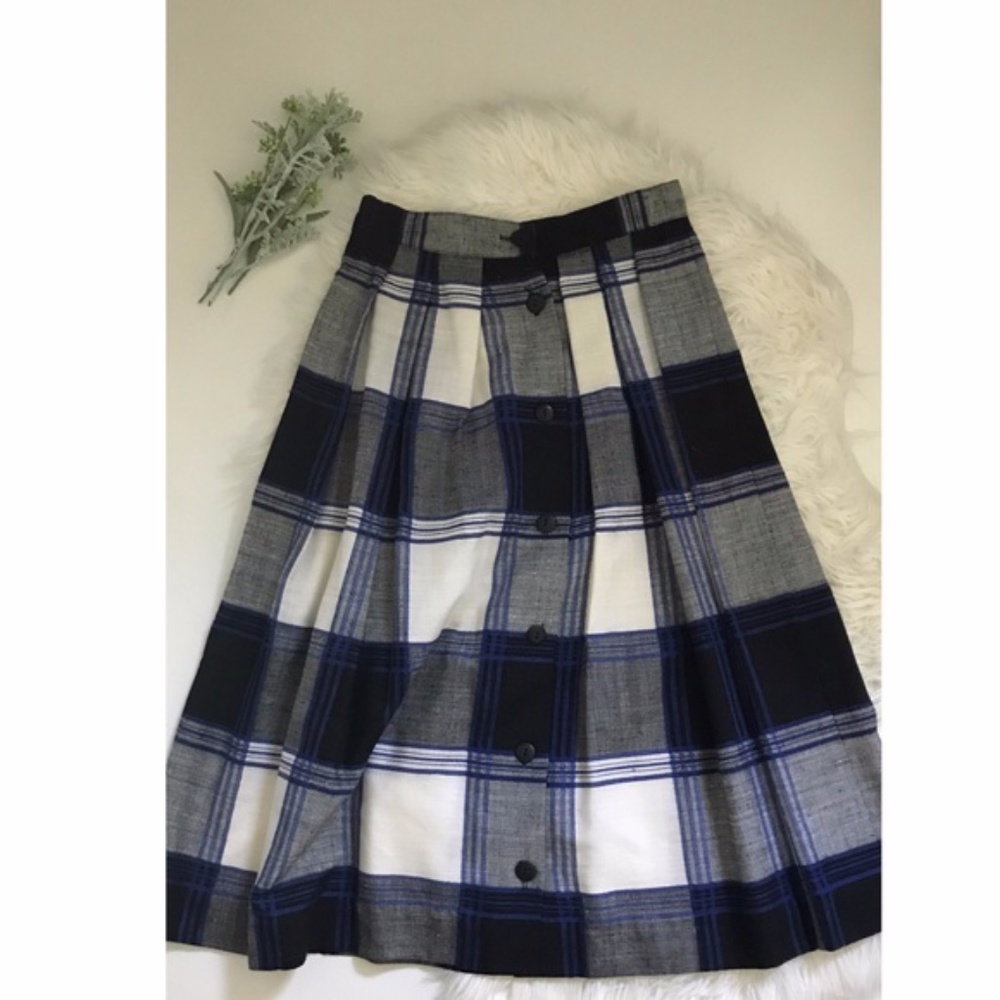 Vintage | Buffalo Plaid Vintage A-Line Ski…